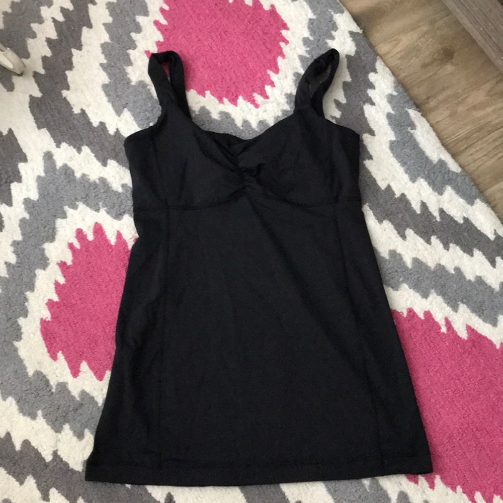 Lululemon Black tank